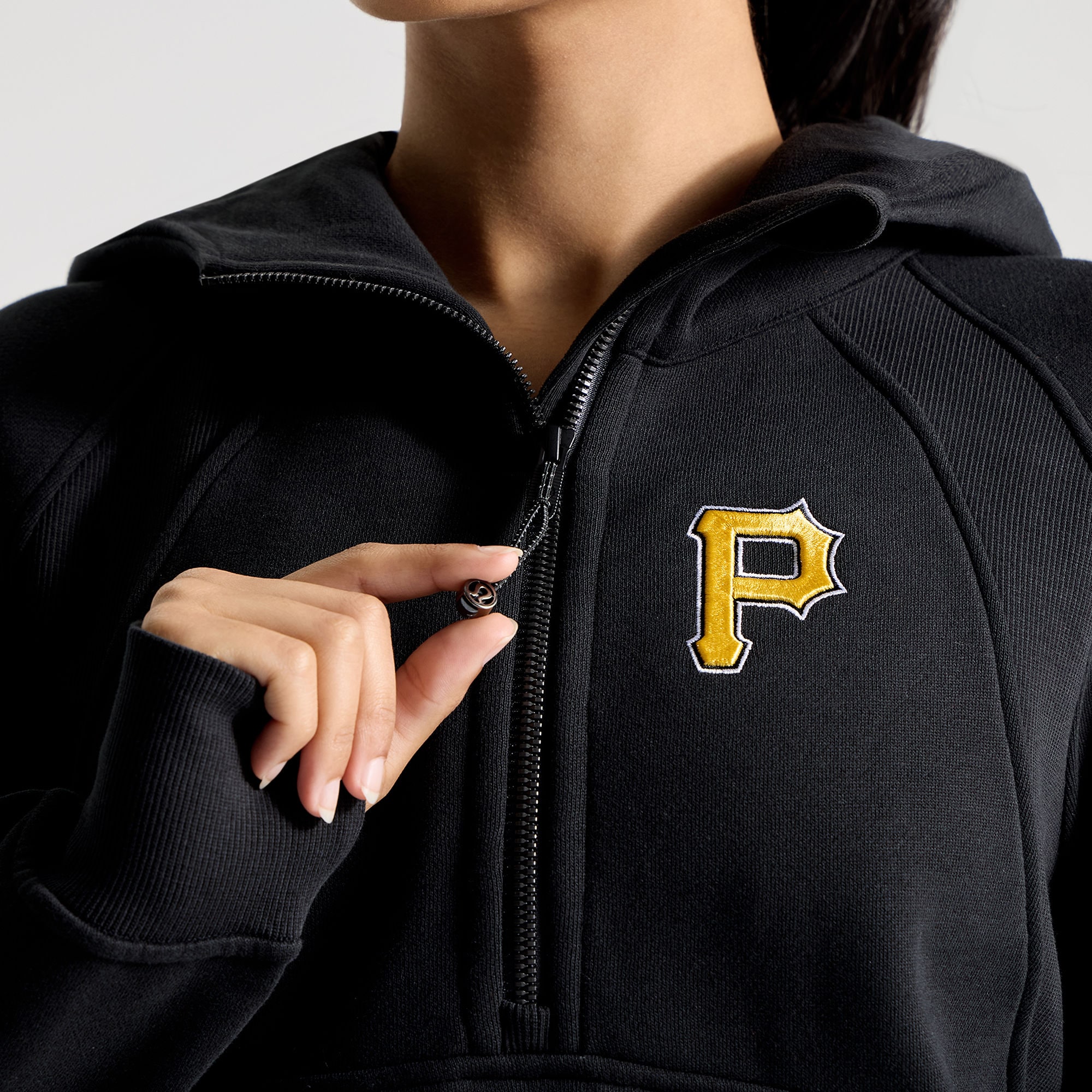 Women's Pittsburgh Pirates lululemon Black Scuba Oversized Half